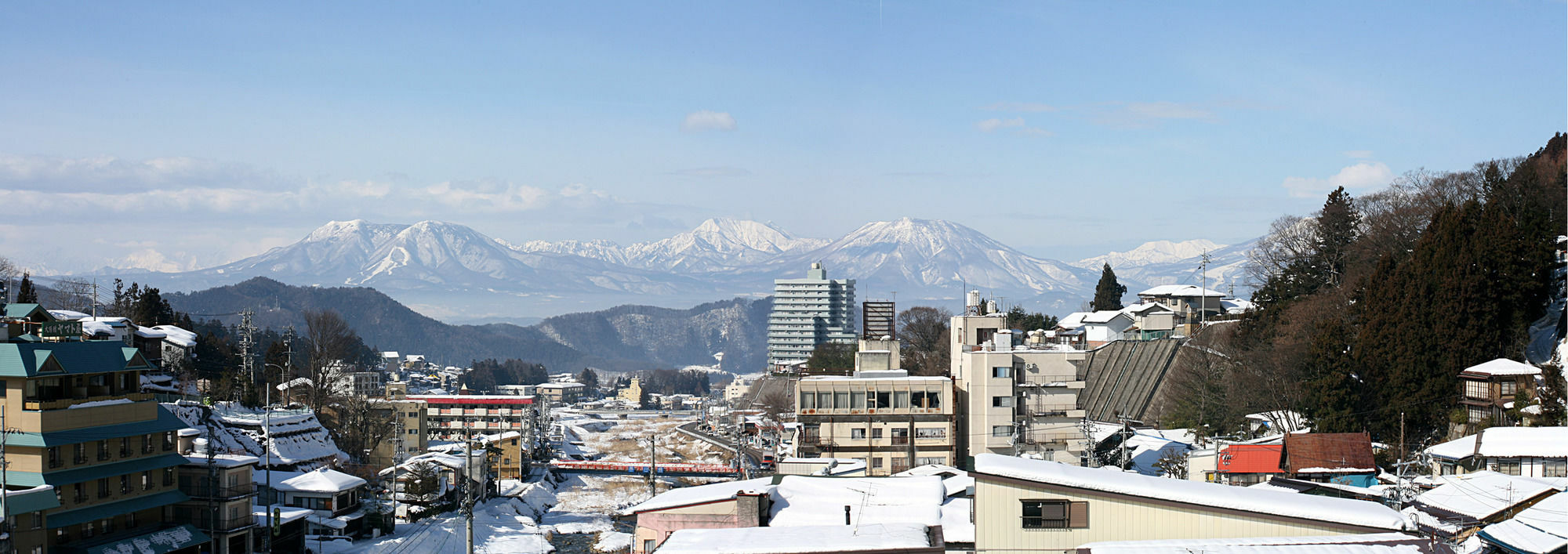 涩酒店 山之內 外观 照片